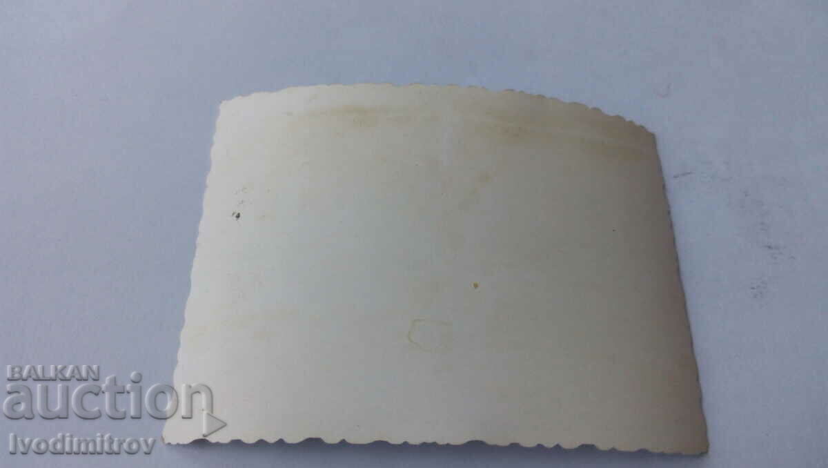 Photo Three young men sitting on the sidewalk with price 1.45 BGN | € 0.74