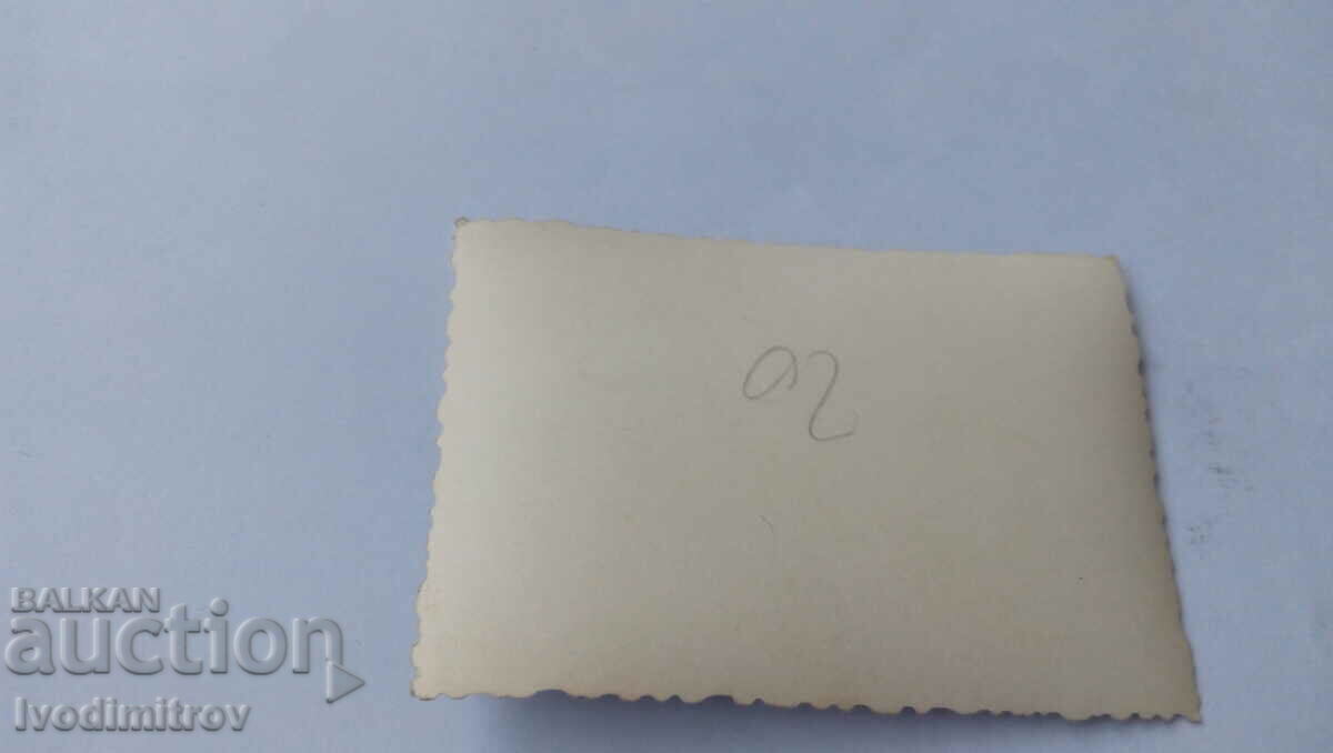 Φωτογραφία Αγόρια και κορίτσια στην παραλία με τιμή 1.45 BGN | € 0.74 Φωτογραφία Αγόρια και κορίτσια στην παραλία με τιμή 1.45 BGN | € 0.74