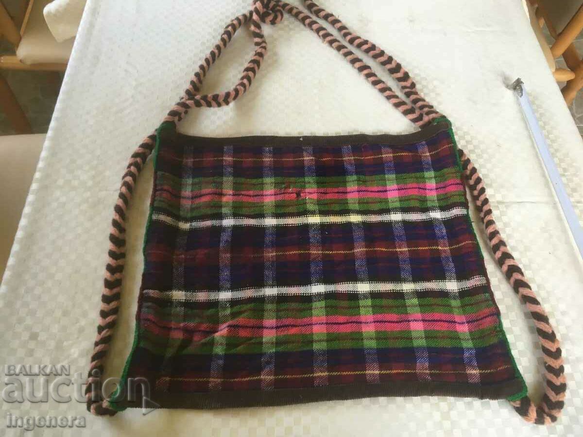 RUCSAC ETNIC VECHI DE LANA PENTRU BEBE