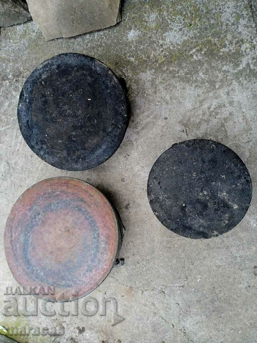 Old copper vessels with price 130.00 BGN | € 66.47 Old copper vessels with price 130.00 BGN | € 66.47