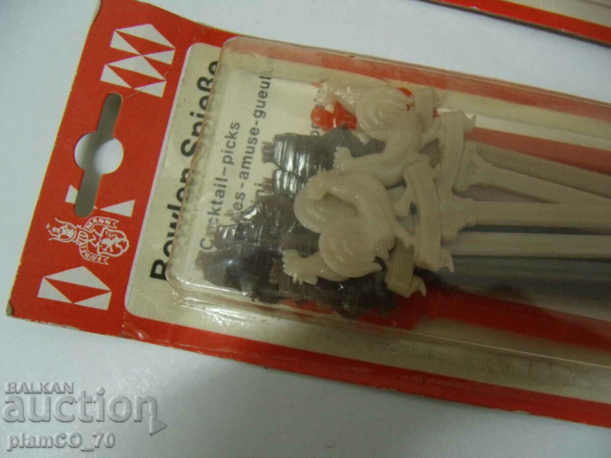 № * 6266 old cocktail forks - Fackelmann - 5 sets with price 15.00 BGN | € 7.67 № * 6266 old cocktail forks - Fackelmann - 5 sets with price 15.00 BGN | € 7.67