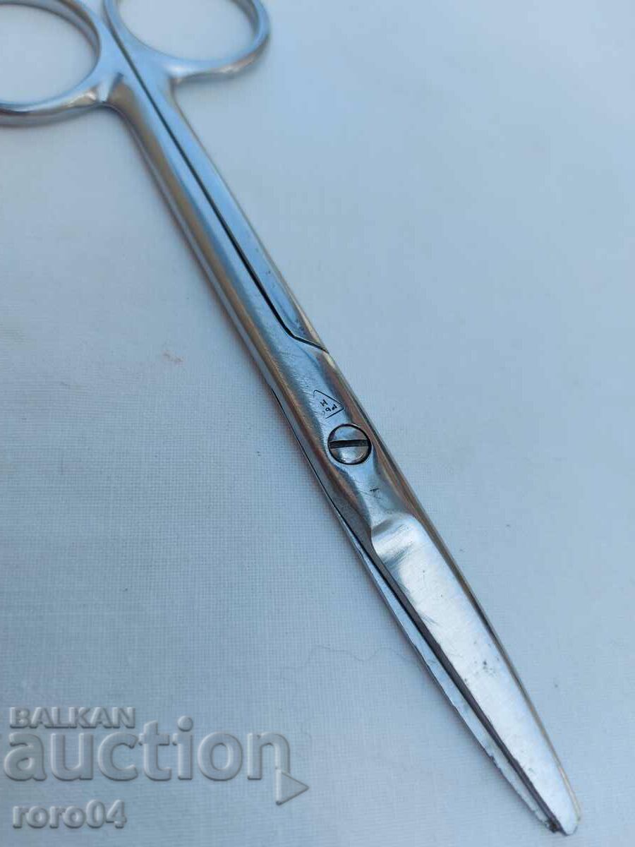 SCISSORS with price 8.99 BGN | € 4.60