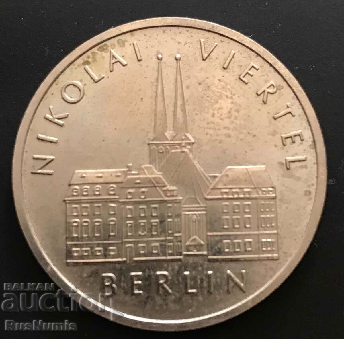 ГДР. 5 марки 1987 г. 750 год. Берлин.