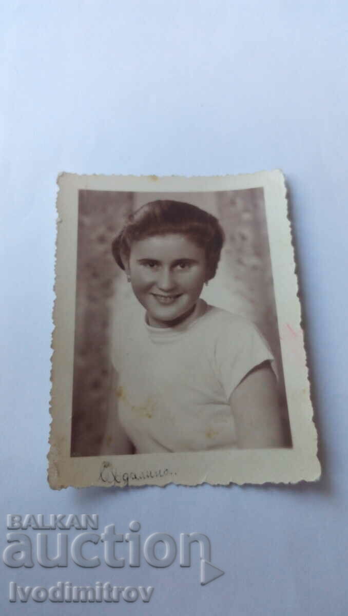 Foto Fată tânără 1938