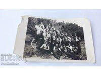 Снимка Шуменъ Ученици от 7 -ите класове  в градината 1934