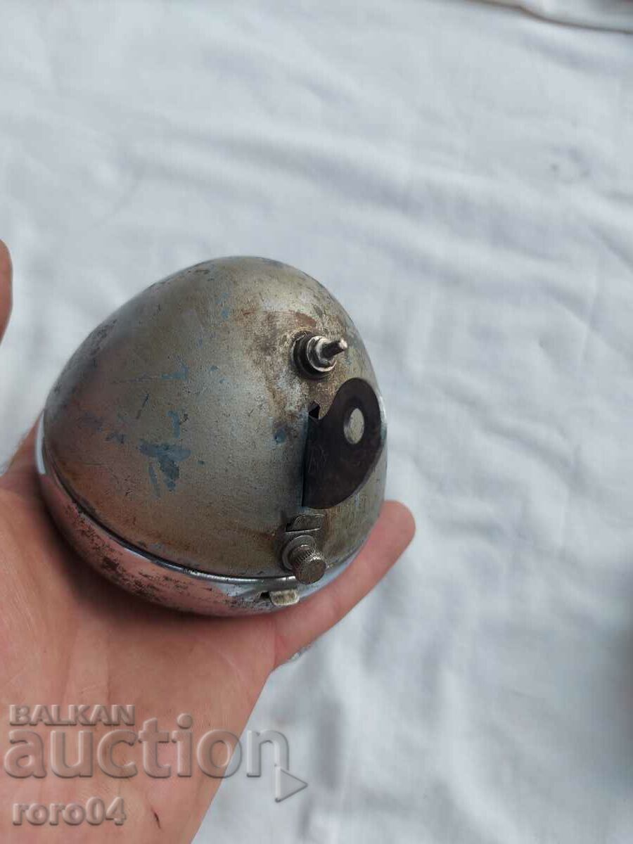 Phare cu preț 40.50 BGN | € 20.71