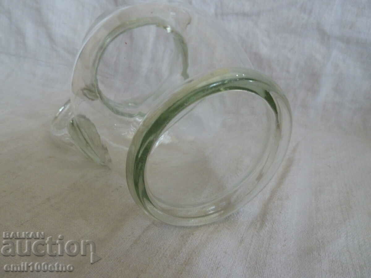 Delivery of Wine jug Delivery of Wine jug