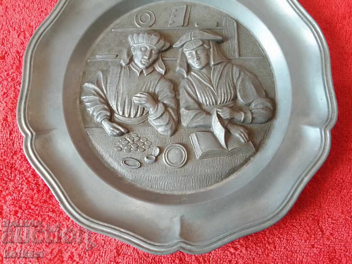 Metal Plate Shielded Germany Men Money College Marks with price 35.50 BGN | € 18.15 Metal Plate Shielded Germany Men Money College Marks with price 35.50 BGN | € 18.15