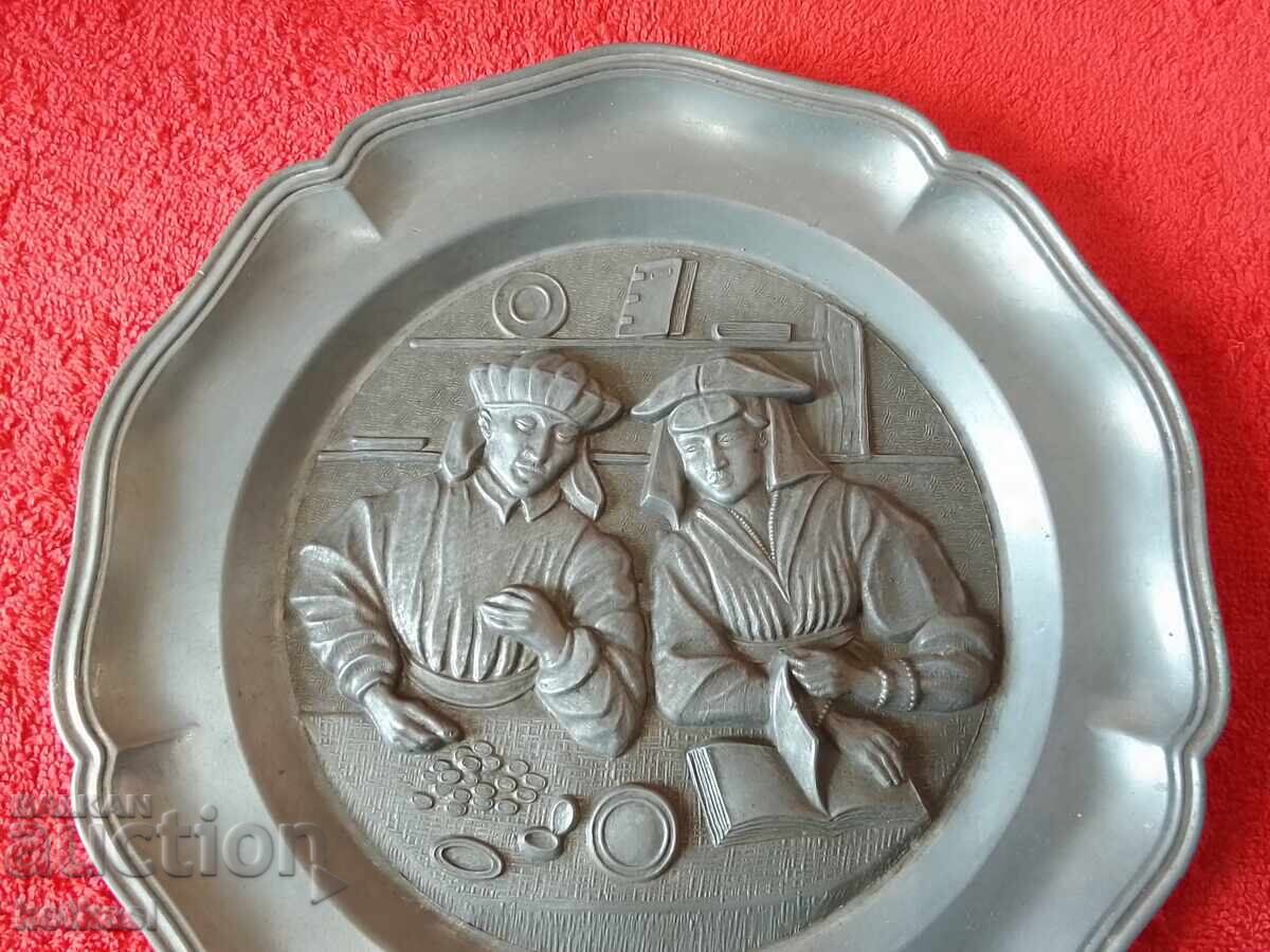 Auction Metal Plate Shielded Germany Men Money College Marks Auction Metal Plate Shielded Germany Men Money College Marks