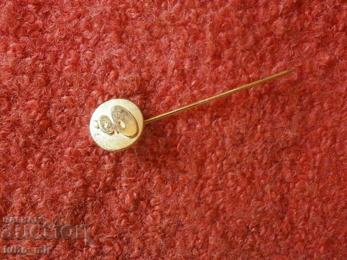 Auction OLD BADGE Auction OLD BADGE