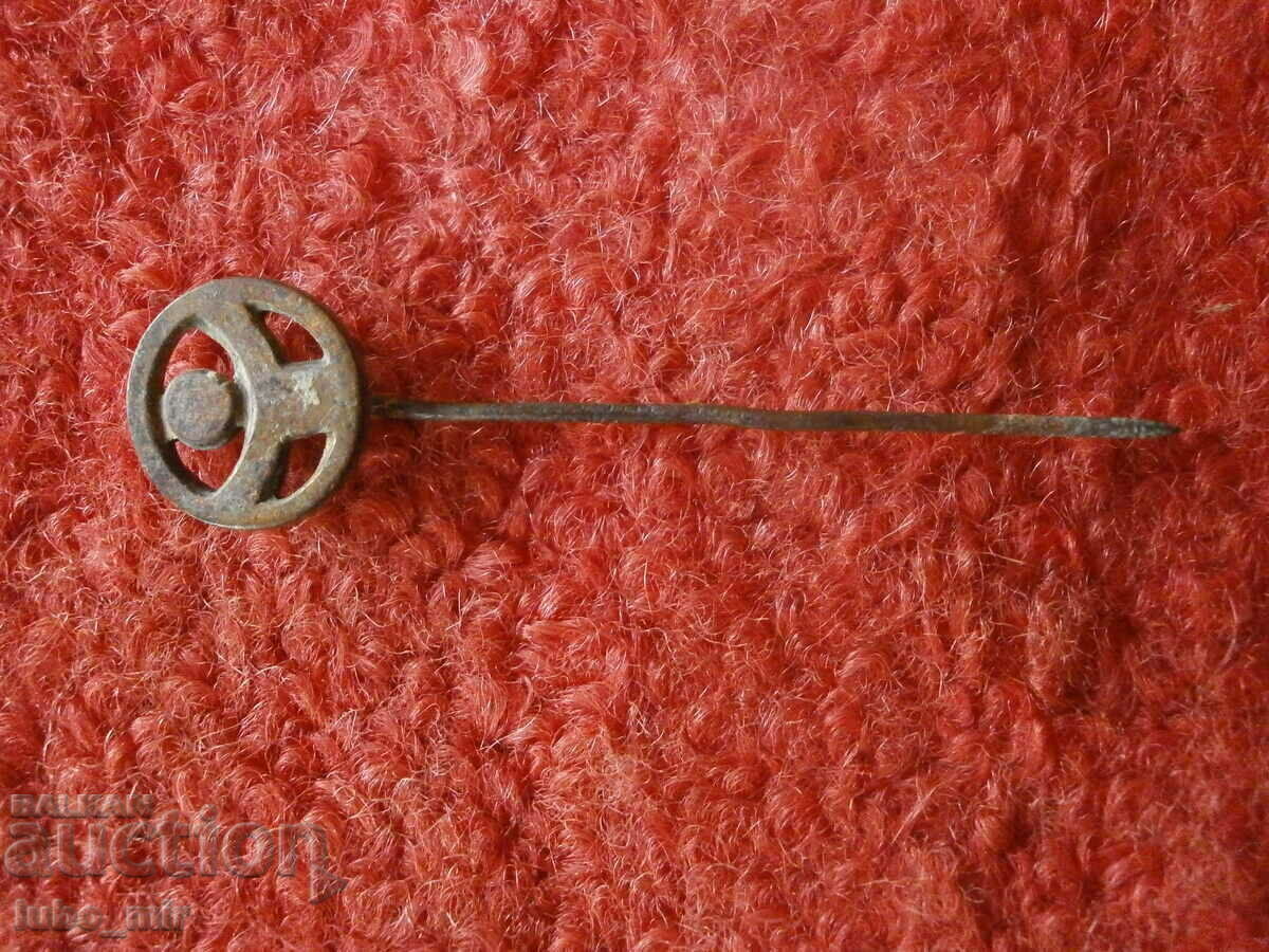 Auction OLD BADGE Auction OLD BADGE