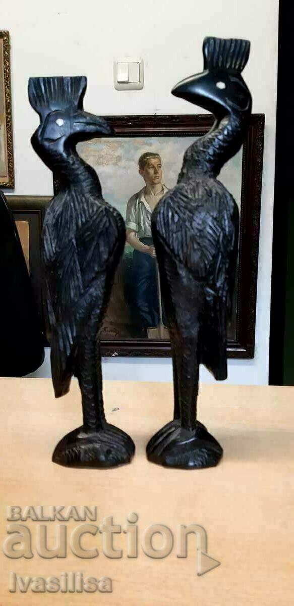 TWO BIRDS CARVING