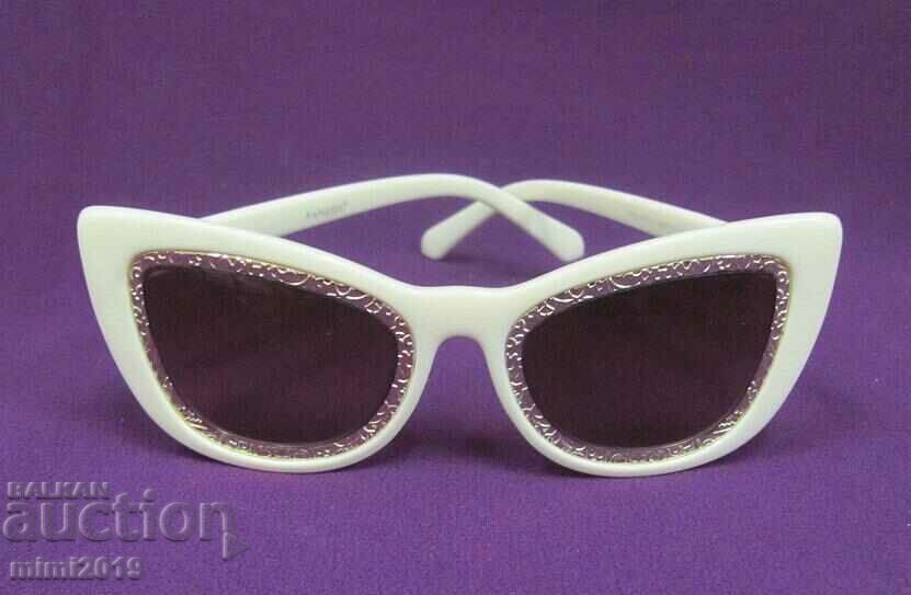 Delivery of Screw Women's Branded Glasses FANDIA Delivery of Screw Women's Branded Glasses FANDIA