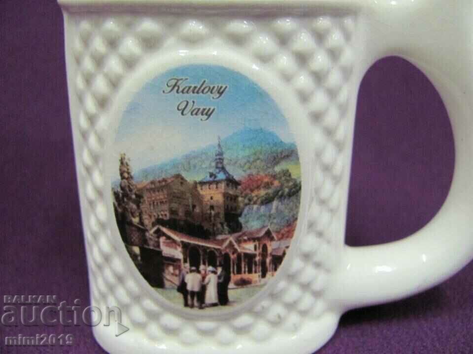 Screw Mini Porcelain Feeder Karlovy Vary with price 20.00 BGN | € 10.23 Screw Mini Porcelain Feeder Karlovy Vary with price 20.00 BGN | € 10.23