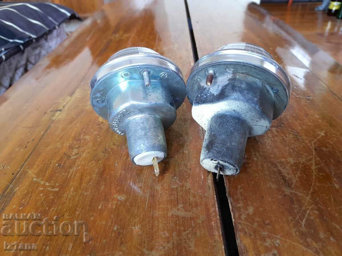 Auction Old headlights, dimensions Moskvich Auction Old headlights, dimensions Moskvich