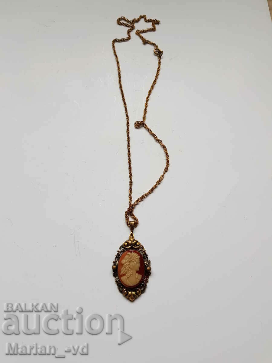 Necklace with a cameo
