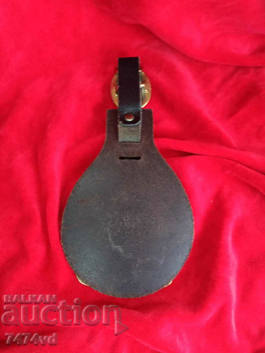 Delivery of MEDAL, MEDALLION, DR FOR HORSE Delivery of MEDAL, MEDALLION, DR FOR HORSE