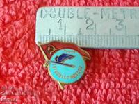Old social badge enamel bronze INTURIST Moscow USSR excellent