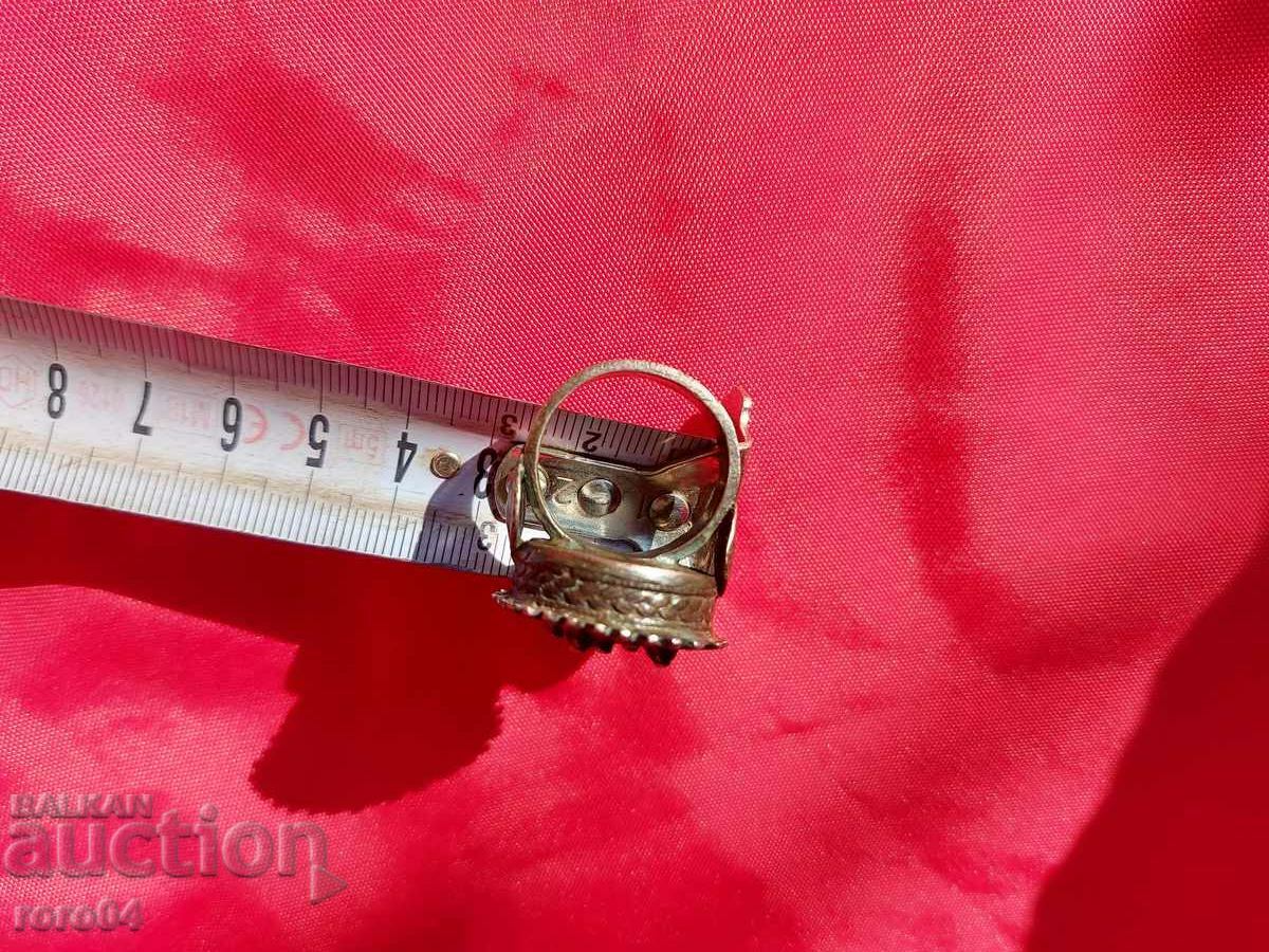 REVIVAL RING - CHORBADZHIYSKI - 6 REVIVAL RING - CHORBADZHIYSKI - 6