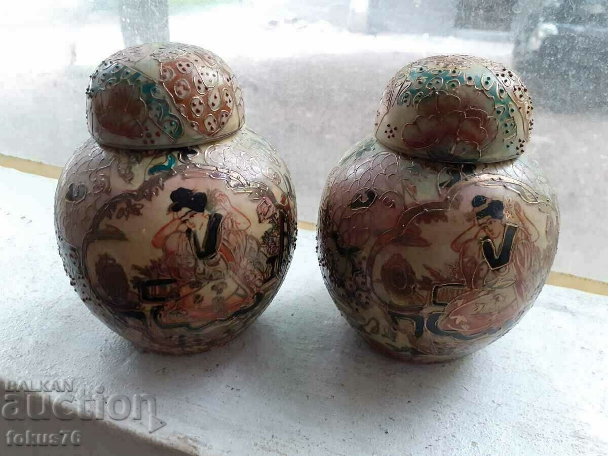Satsuma Satsuma old Chinese porcelain lot of two jars with price 280.00 BGN | € 143.16 Satsuma Satsuma old Chinese porcelain lot of two jars with price 280.00 BGN | € 143.16