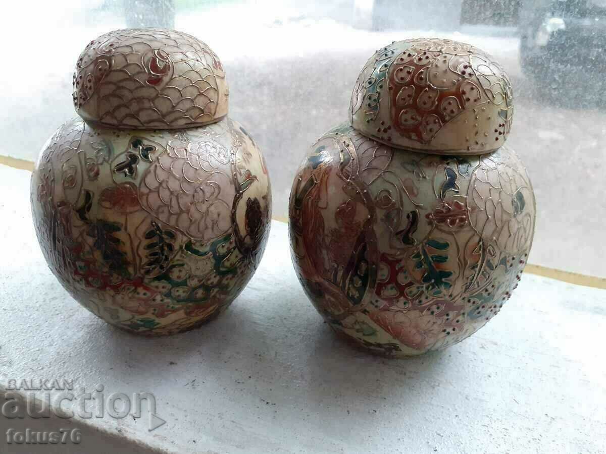 Auction Satsuma Satsuma old Chinese porcelain lot of two jars Auction Satsuma Satsuma old Chinese porcelain lot of two jars