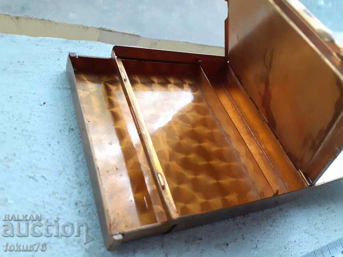 Licitație alamă veche Flapjack Licitație alamă veche Flapjack