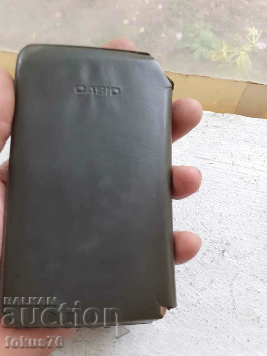 Παλιά ηλεκτρονική αριθμομηχανή Casio - 5