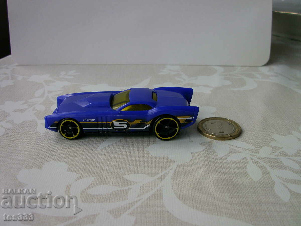 2015 Mattel Hot Wheels 2003 The Gov'ner Malaezia cu preț € 1.02 | 1.99 BGN