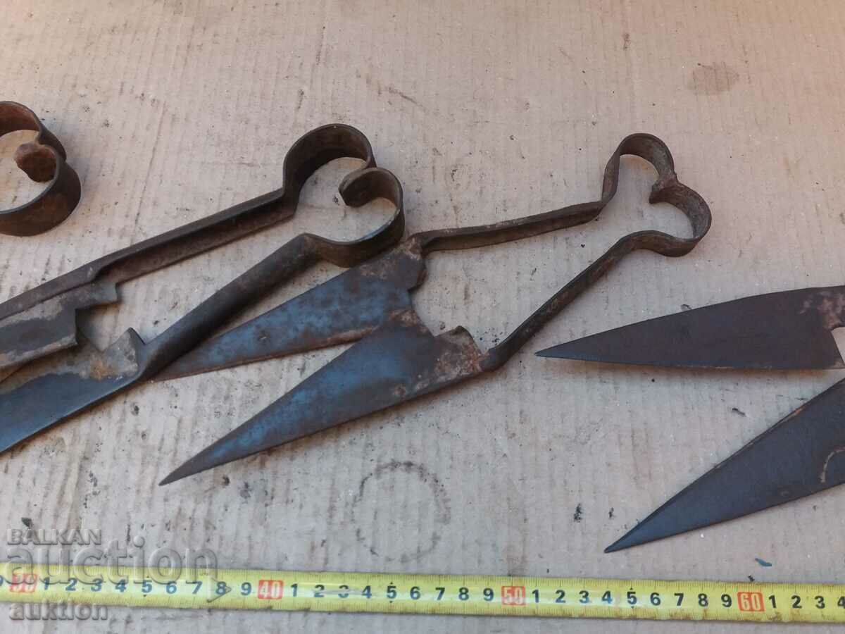 Auction SET OF 4 SHEEP SHEARS Auction SET OF 4 SHEEP SHEARS