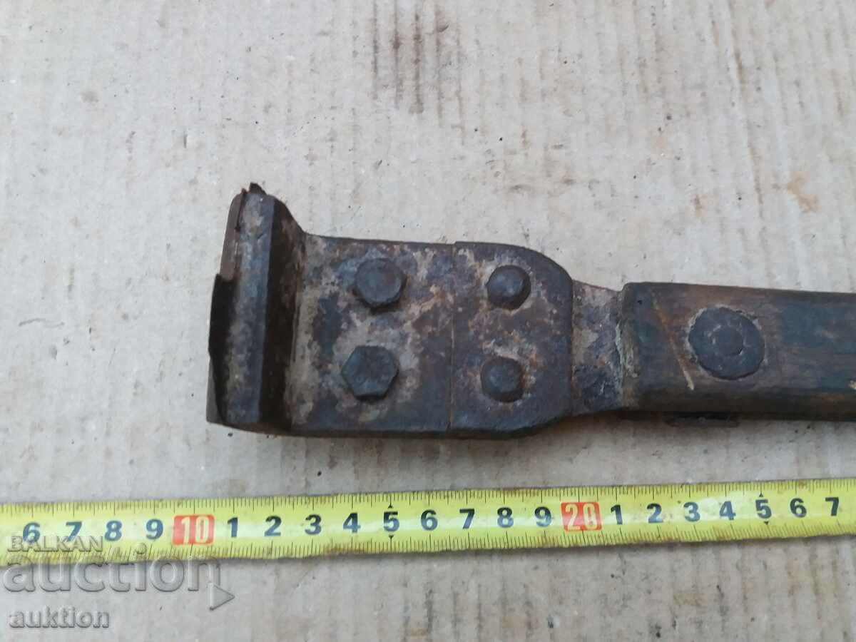 MILITARY SHARP TOOL FOR CUTTING TARGETS, ETC. - 6 MILITARY SHARP TOOL FOR CUTTING TARGETS, ETC. - 6