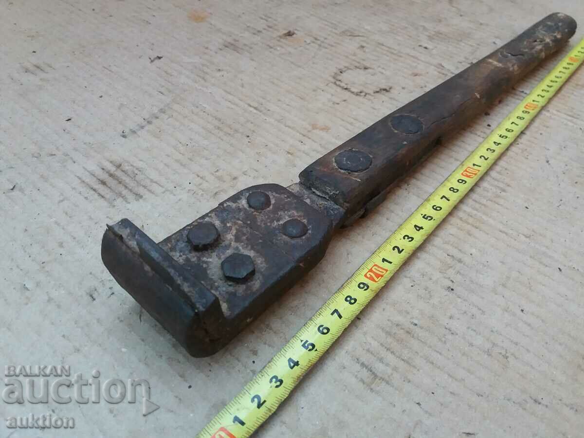 MILITARY SHARP TOOL FOR CUTTING TARGETS, ETC. - 7 MILITARY SHARP TOOL FOR CUTTING TARGETS, ETC. - 7