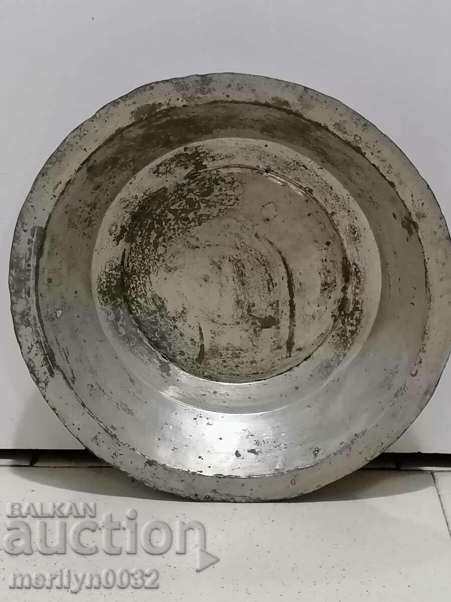 Old copper sahan, baker, bowl, plate, tass with price 43.00 BGN | € 21.99 Old copper sahan, baker, bowl, plate, tass with price 43.00 BGN | € 21.99