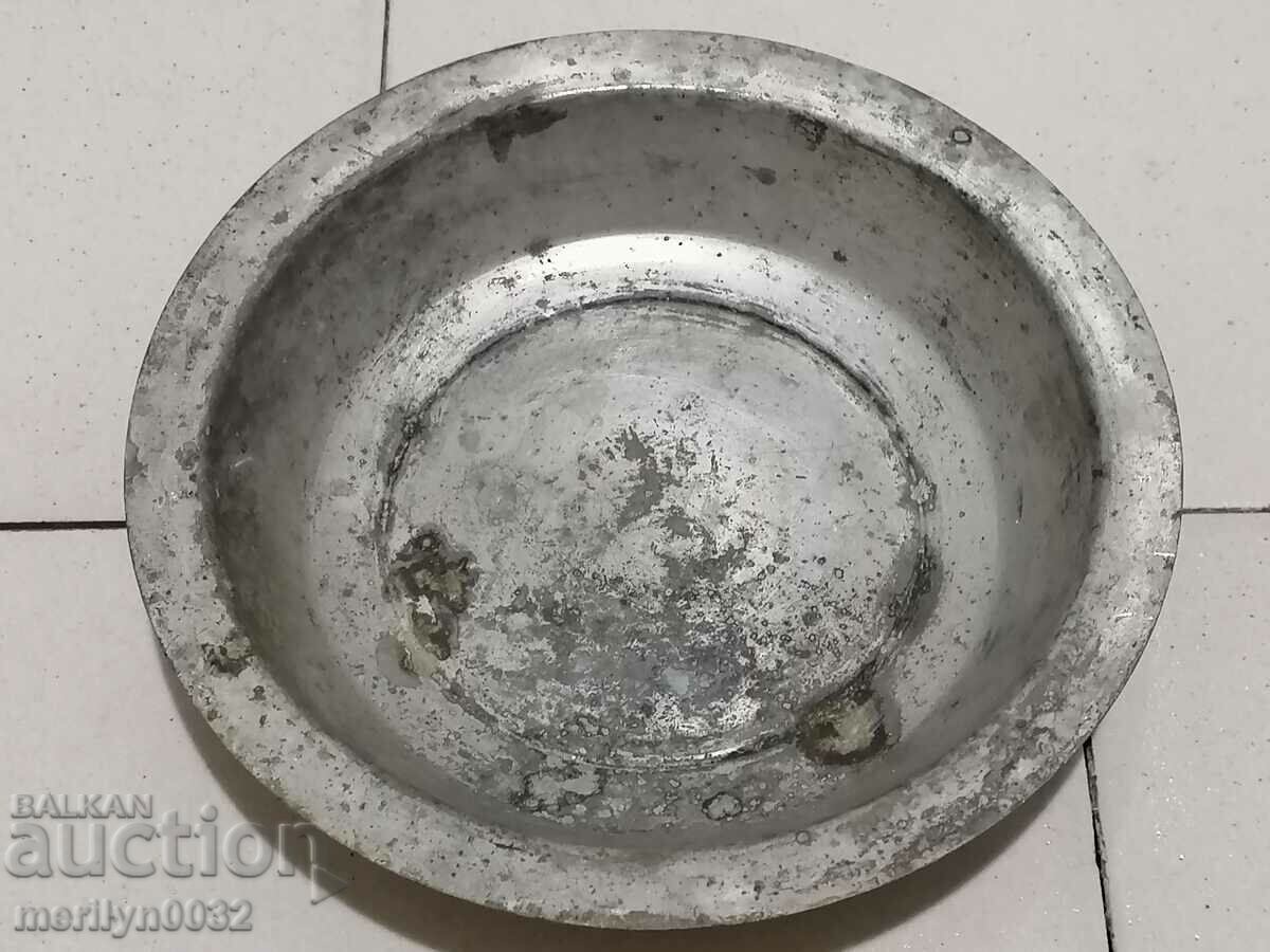 Old copper sahan, baker, bowl, plate, tass with price 43.00 BGN | € 21.99 Old copper sahan, baker, bowl, plate, tass with price 43.00 BGN | € 21.99