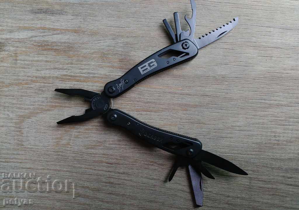 Multitool 10 in 1 - BG cu preț 18.50 BGN | € 9.46