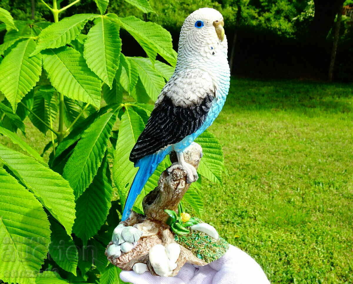 Parrot, German statuette 20 cm.