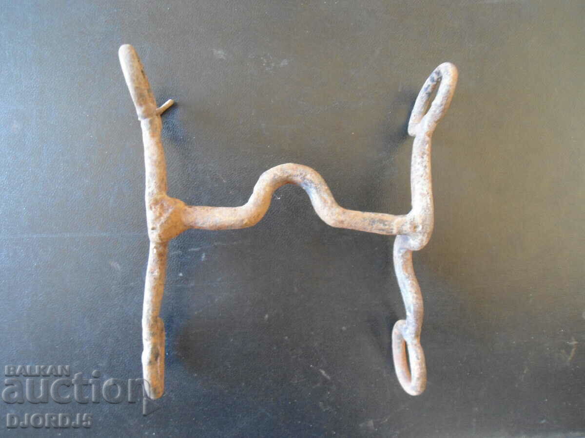Old bridle with price 6.00 BGN | € 3.07 Old bridle with price 6.00 BGN | € 3.07