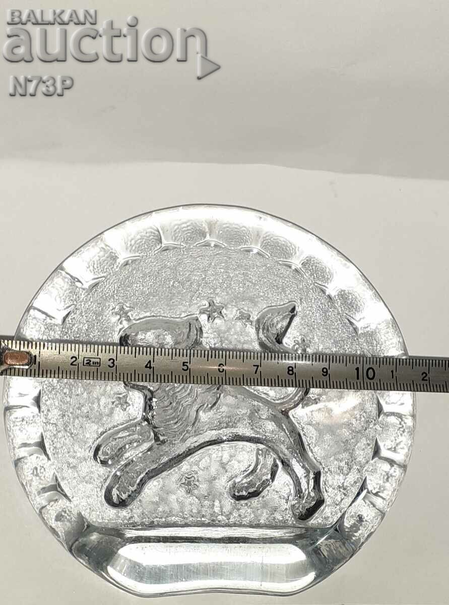 Delivery of BEAUTIFUL PRESPAPY. COLLECTION. SWEDEN.