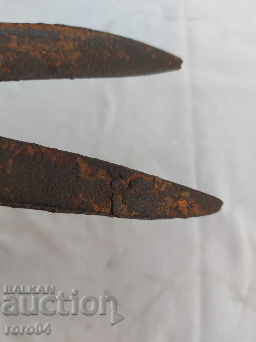 Delivery of LARGE ABADJIAN SCISSORS Delivery of LARGE ABADJIAN SCISSORS