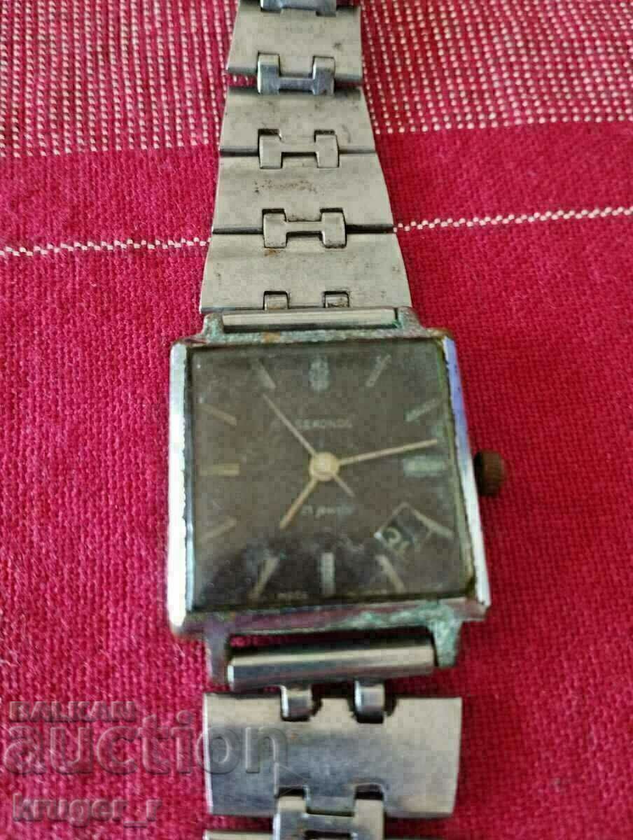 Ceas rar SECONDA 21JEWELS cu preț 20.00 BGN | € 10.23 Ceas rar SECONDA 21JEWELS cu preț 20.00 BGN | € 10.23