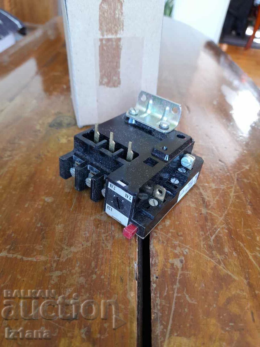 Old Thermal Relay P-16 with price 22.00 BGN | € 11.25 Old Thermal Relay P-16 with price 22.00 BGN | € 11.25