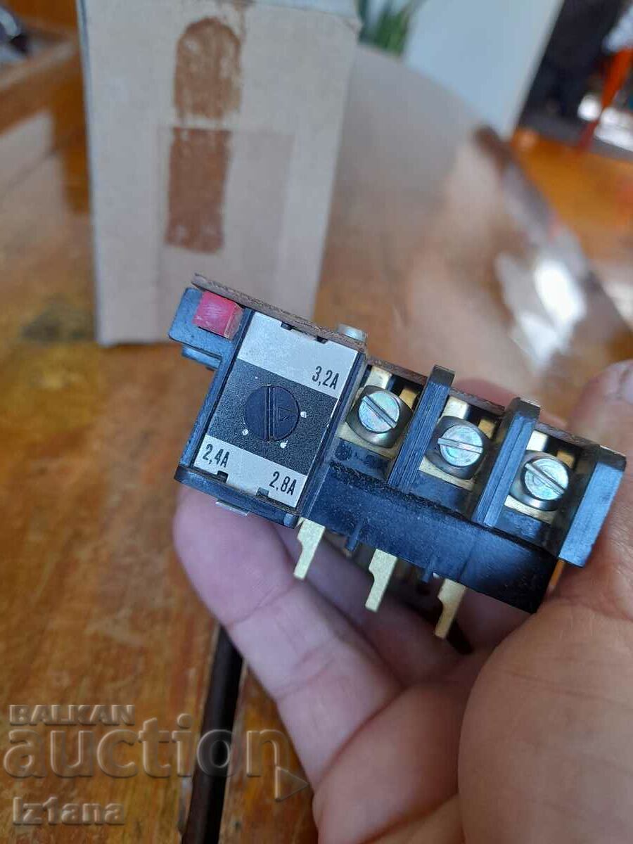 Delivery of Old Thermal Relay P-16 Delivery of Old Thermal Relay P-16