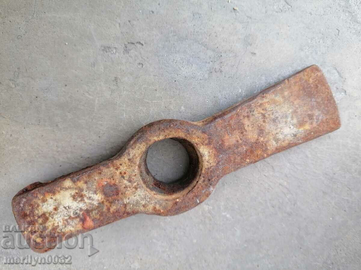 Old carpenter's hammer, tool, pickaxe with price 36.00 BGN | € 18.41 Old carpenter's hammer, tool, pickaxe with price 36.00 BGN | € 18.41