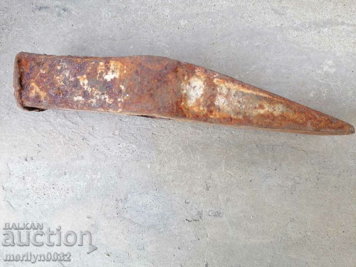 Old carpenter's hammer, tool, pickaxe - 7 Old carpenter's hammer, tool, pickaxe - 7