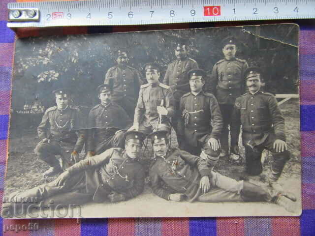 OFFICER AND SOLDIERS IN THE ELEN BOAZ - PSV