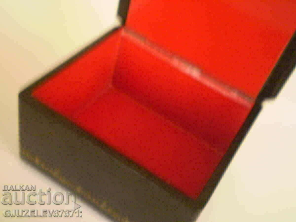 Cutie veche rusească semnată Morozov - 7