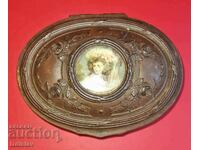 Antique bronze jewelry box