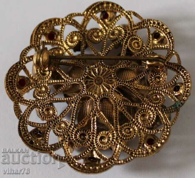 BROŠKA - 7 BROŠKA - 7