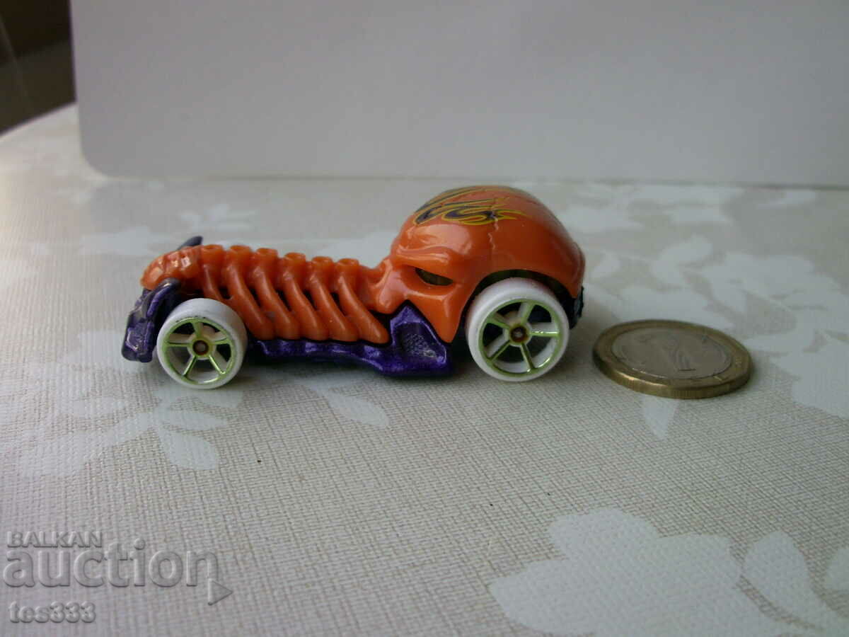Hot wheels SKULL CRUSHER 2009 Malaezia cu preț € 1.02 | 1.99 BGN
