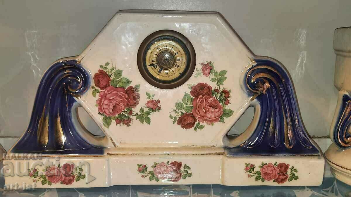 Authentic porcelain mantel clock with two vases - 5 Authentic porcelain mantel clock with two vases - 5