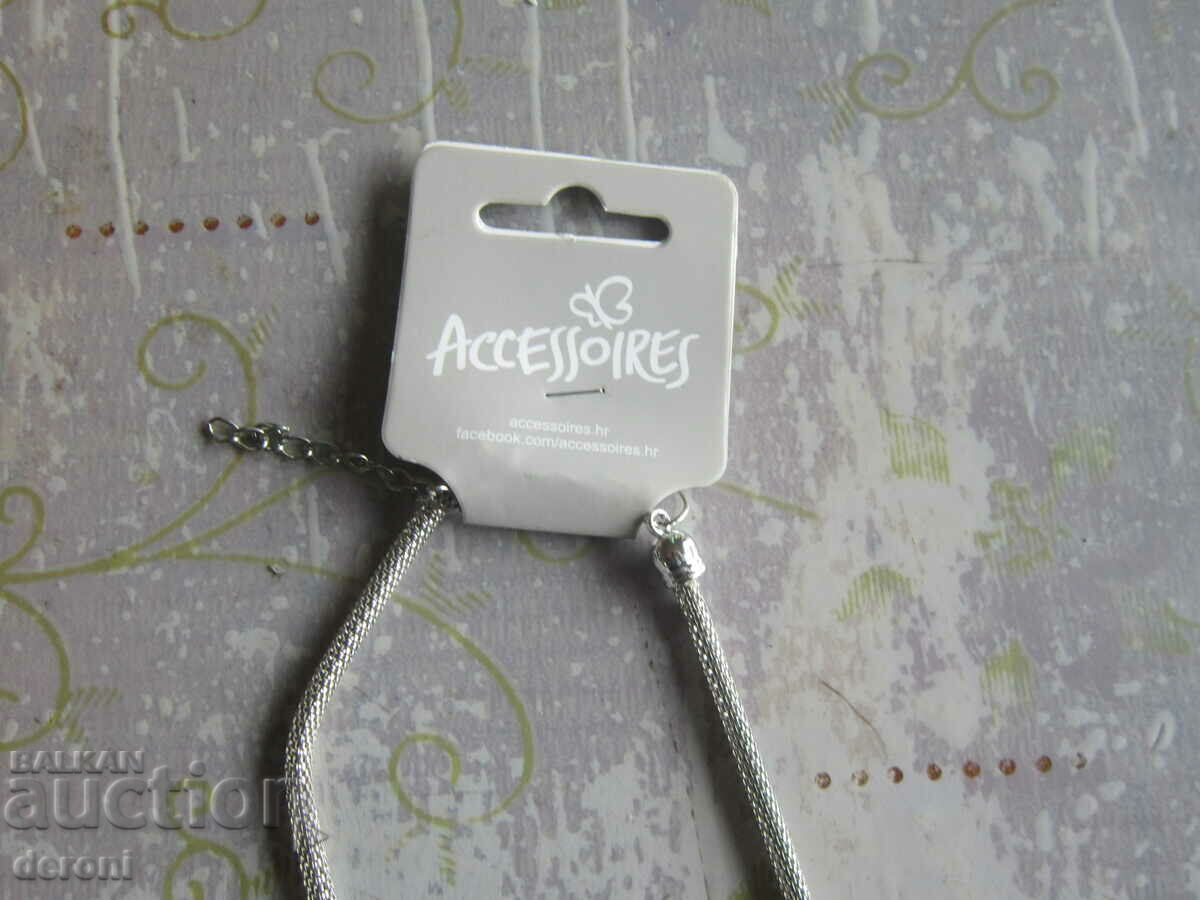 Great necklace necklace with price 10.00 BGN | € 5.11 Great necklace necklace with price 10.00 BGN | € 5.11